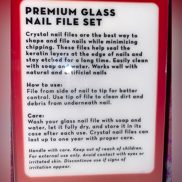 New Hello Kitty Cherry Crystal Nail File Set- The Creme Shop - Picture 5 of 8